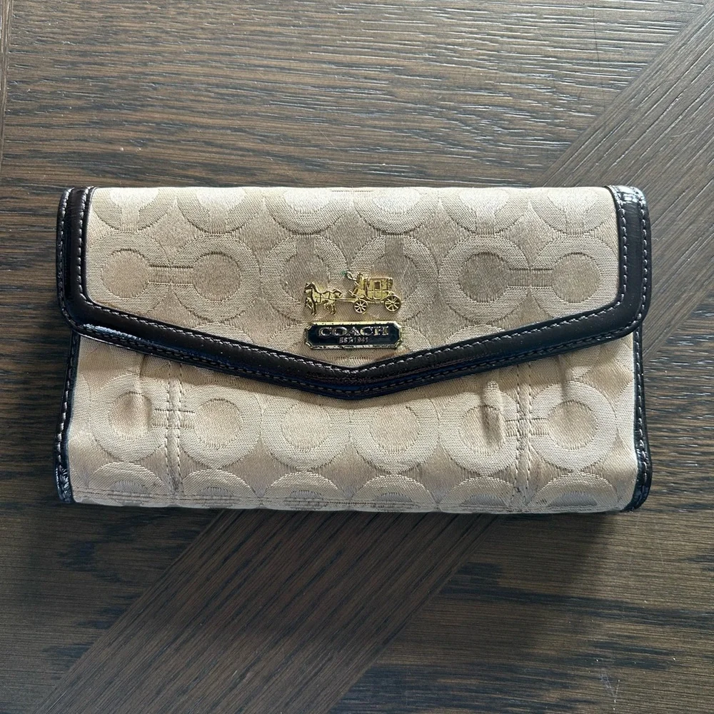 Coach Madison Signature Vintage Canvas Wallet and Checkbook Set - Picture 2 of 13